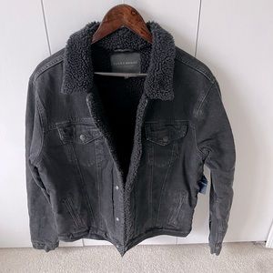 Mens Lucky Brand Sherpa Trucker Jacket - Medium (NEW)